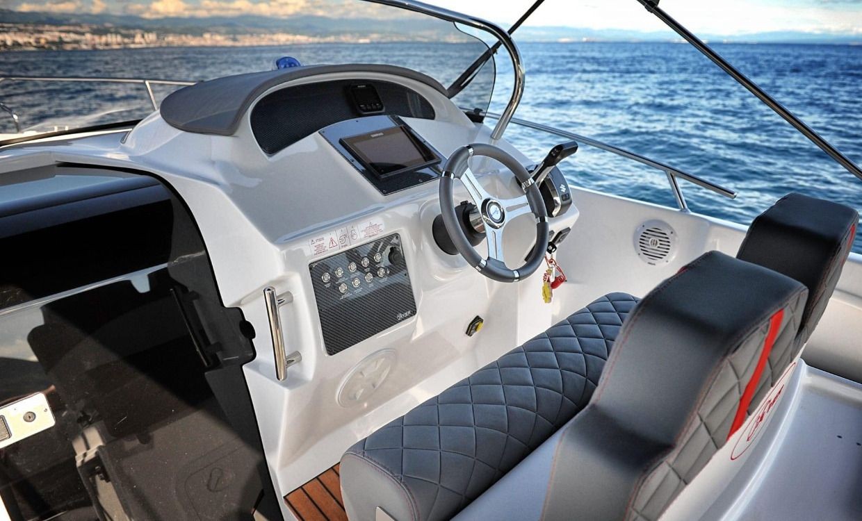 Saver 750 Walkaround - view 2