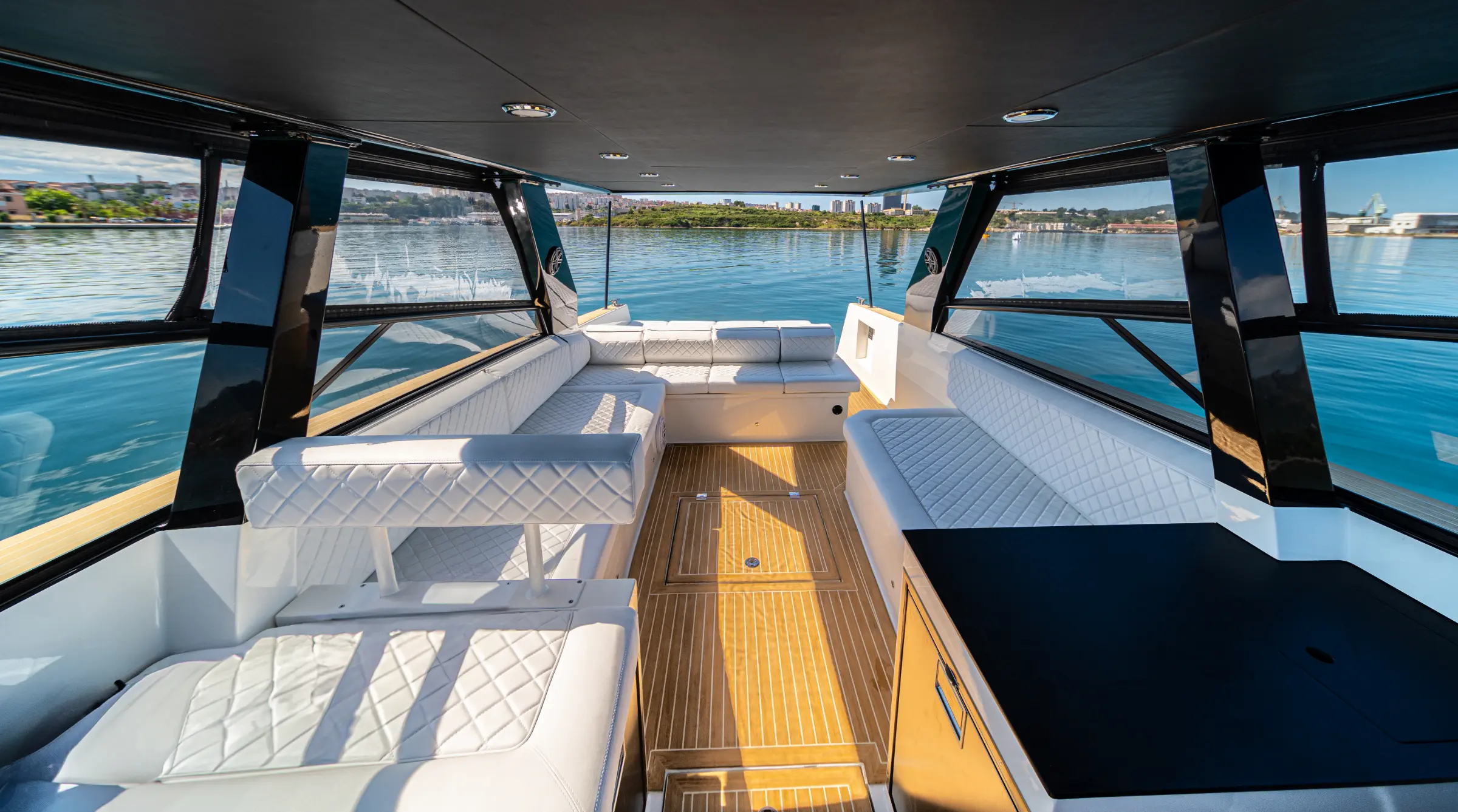Colnago C45 charter boat in Opatija — view 7